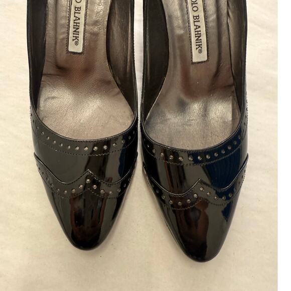 Vintage Manolo Blahnik Black Patent Leather Brogue Kitten Heel Pumps Eu 36.5 - Picture 2 of 5